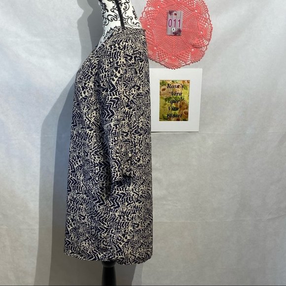 Sienna Sky Leaf print Shift Dress 3/4 Sleeves - Picture 3 of 12